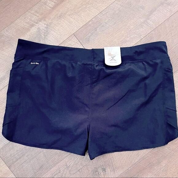 😊 3/$30
NEW 3X navy swim shorts, lined. Pockets. Xersion Quick-Dry - Picture 3 of 8